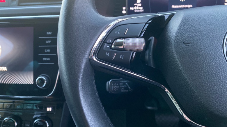 Skoda Superb 1.4 TSI iV SE Technology DSG 5dr Estate